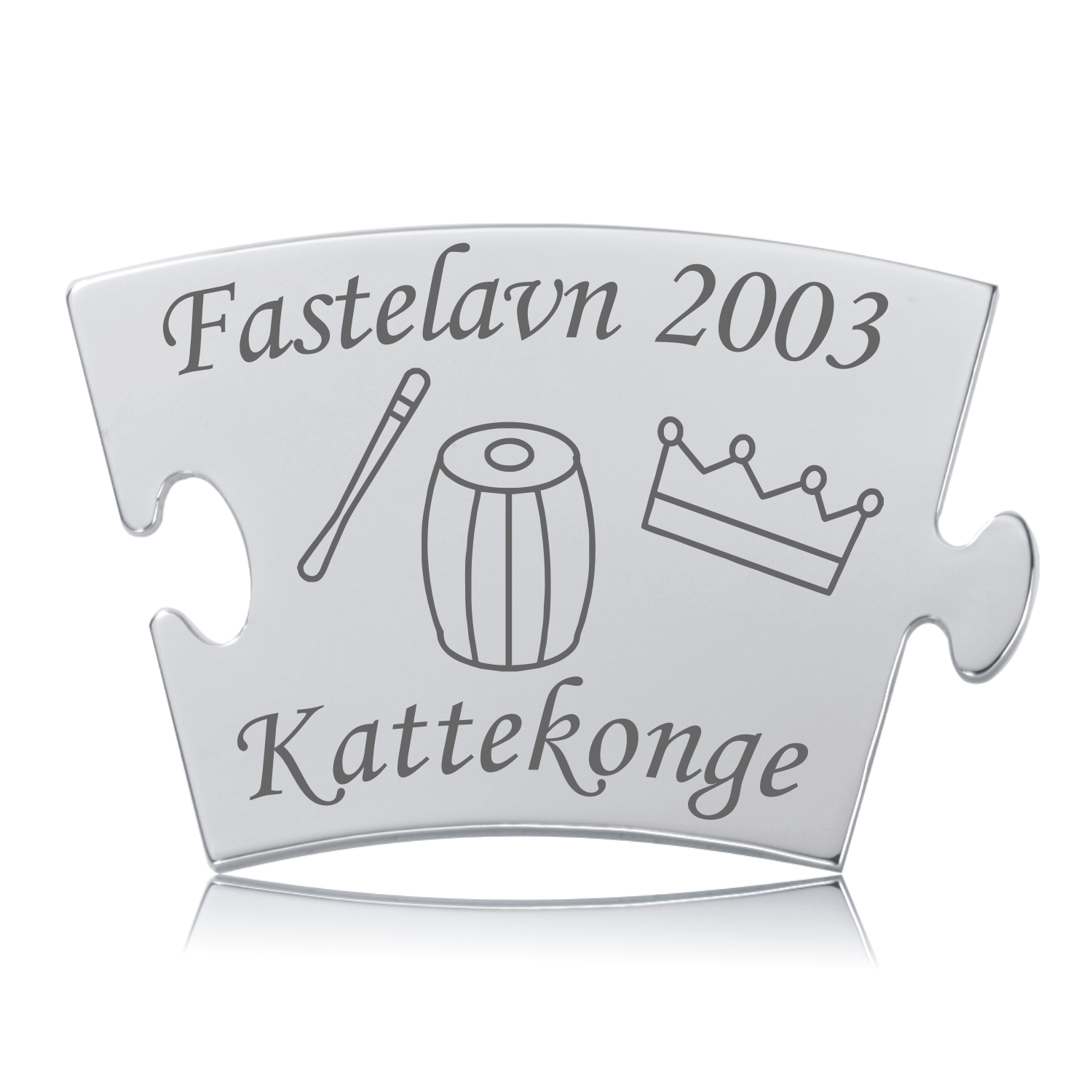 Memozz Classic brik "Kattekonge" i sølvfarvet rustfrit stål med gravering af tønde, kølle og krone