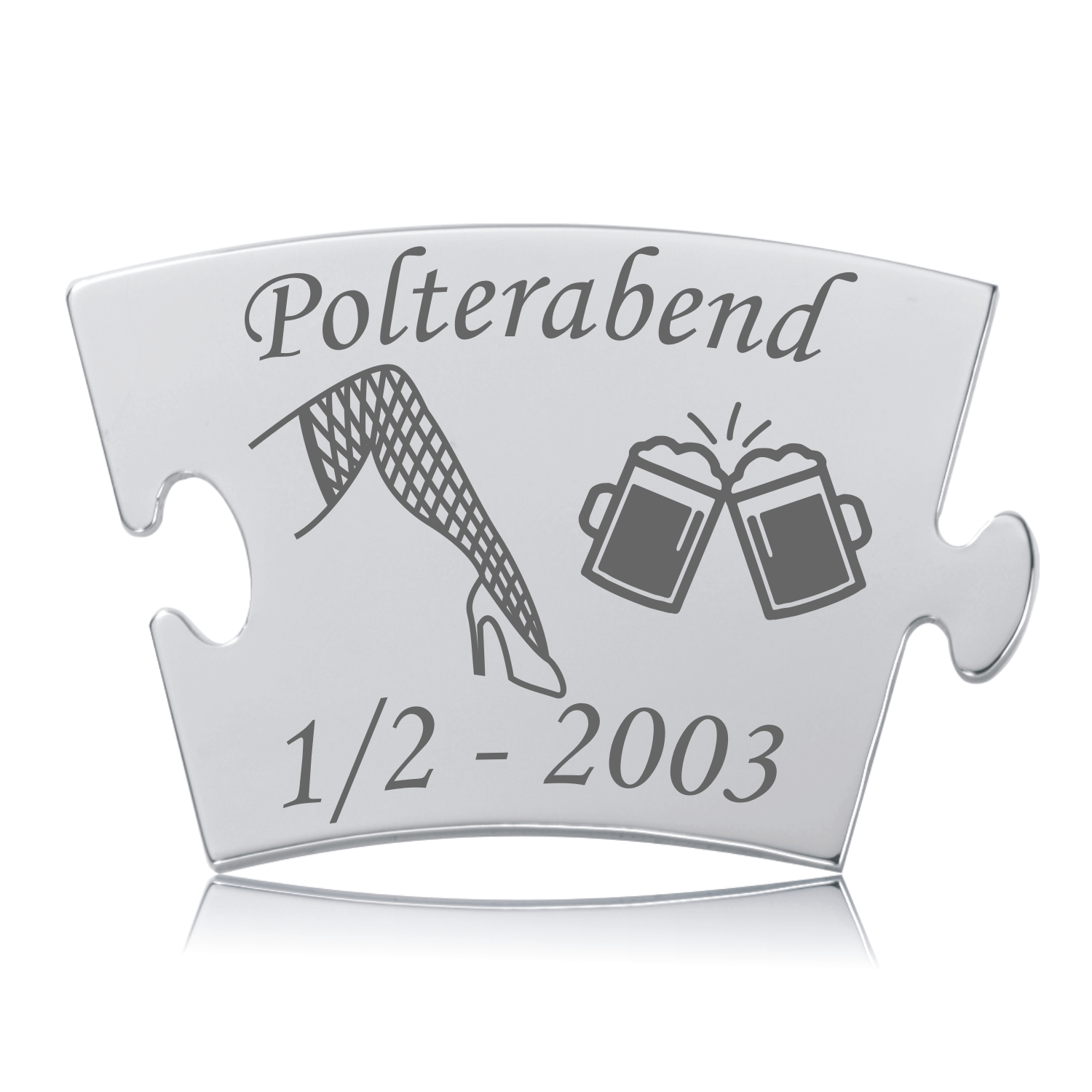 Polterabend - Model Party brik i skinnende rustfri stål med lasergravering af "Polterabend", et strømpebeklædt ben og skålende ølkrus.