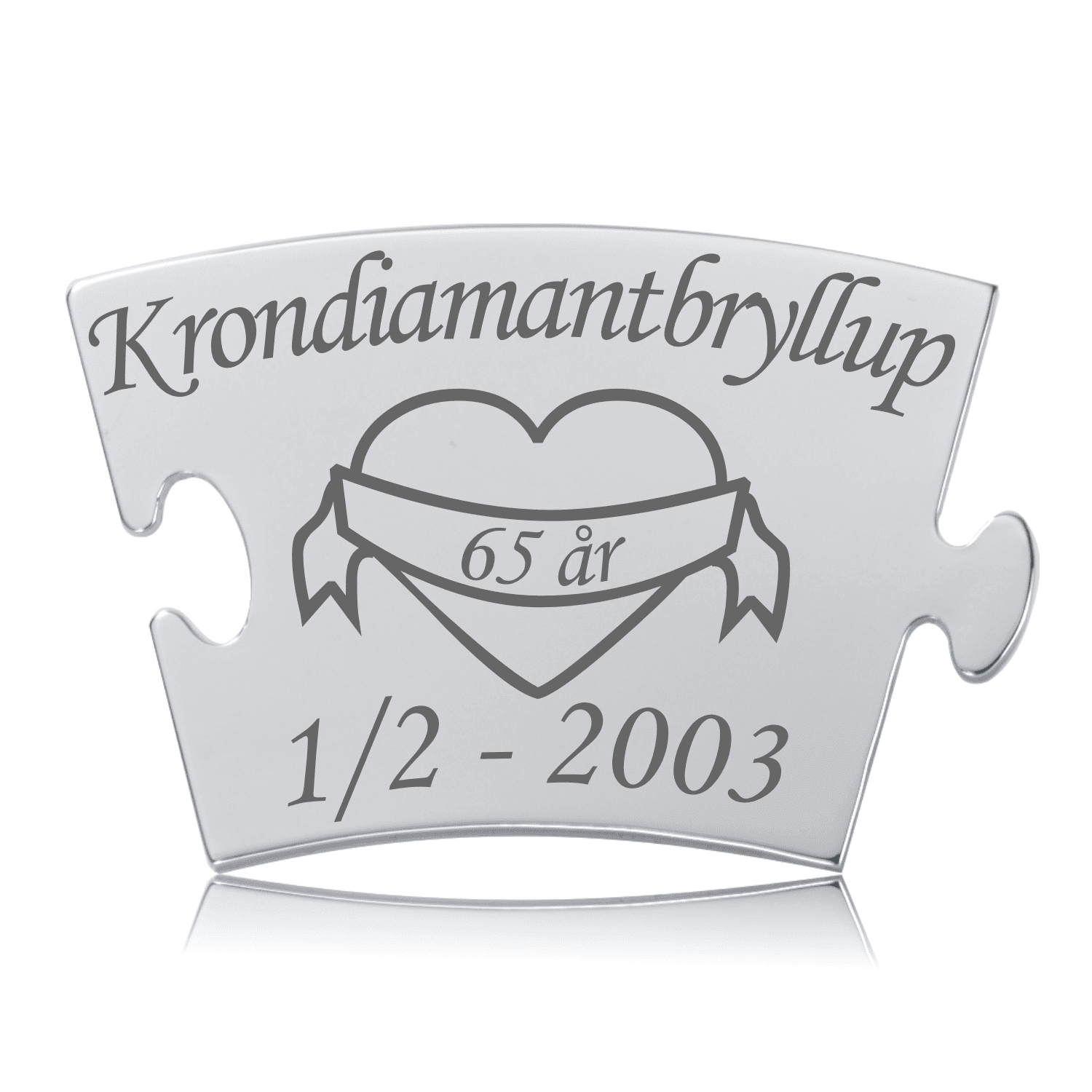 Krondiamantbryllup Brik - Klassisk Design Krondiamantbryllup brik i skinnende rustfrit stål med et hjerte og "65 år" indgraveret