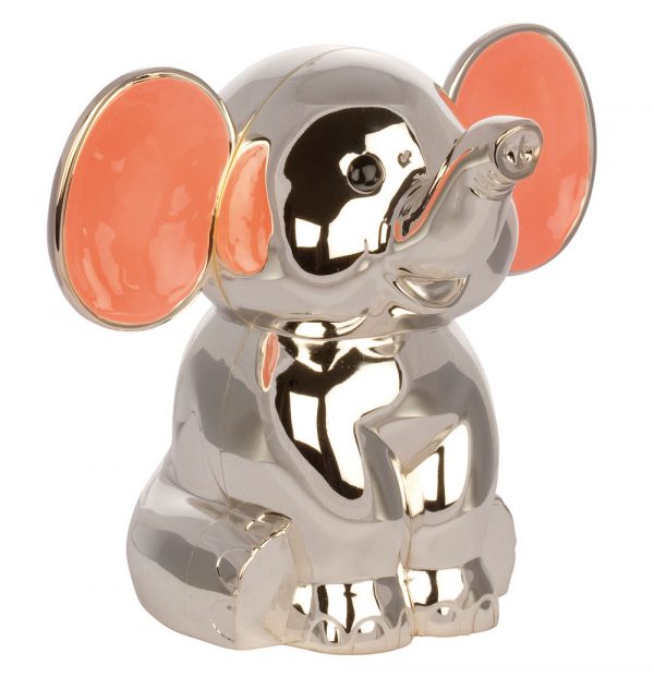 Forkromet elefant sparebøsse med tydelige pink ører og en skinnende overflade. Ses siddende med en glad snabel og store ører.
